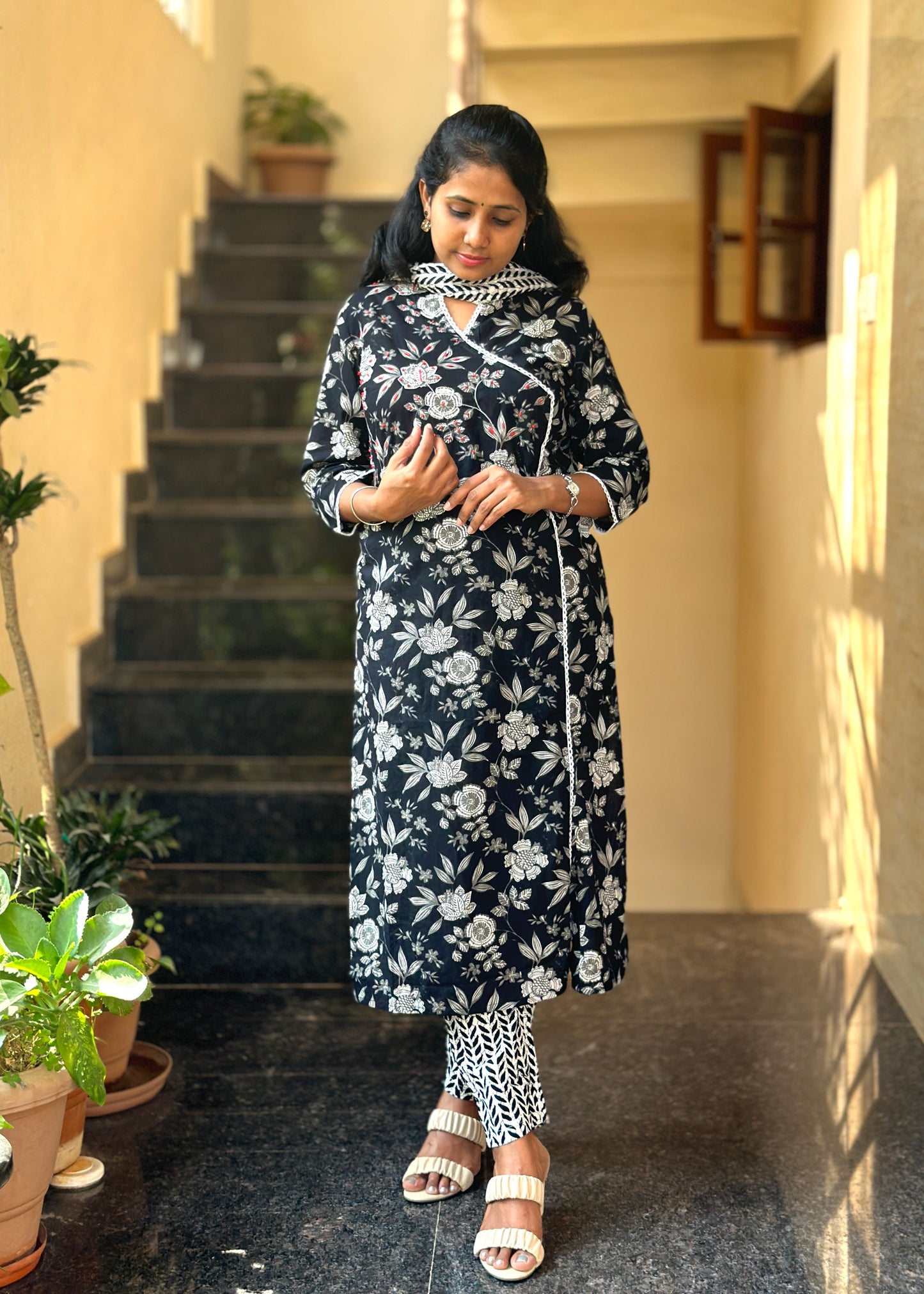 Black floral straight Kurta set