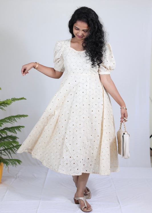 Nyshada Off White Hakoba Midi Dress