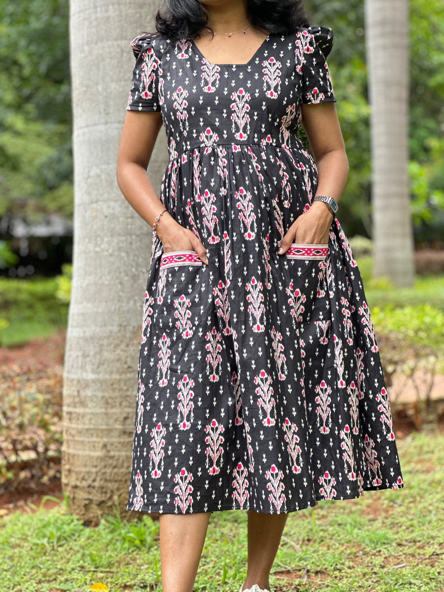 Sumana Black Midi Dress